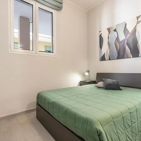 Ivana A By Apulia Галлиполи